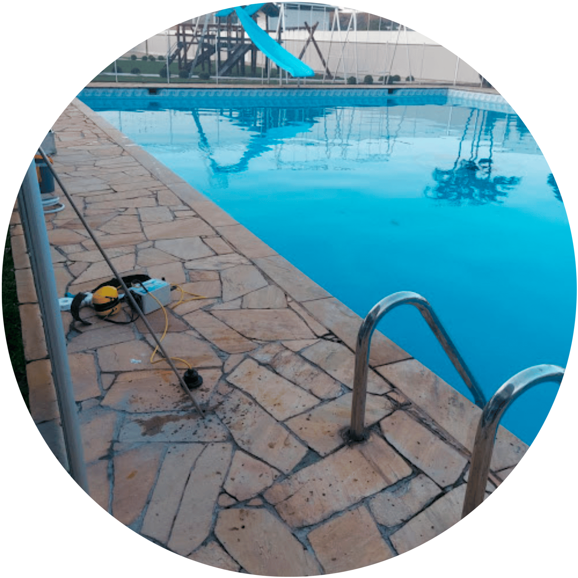 Home 2 piscina